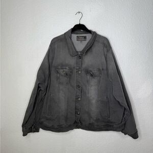 Torrid Woman’s Button-Up Denim Jacket Size 4
